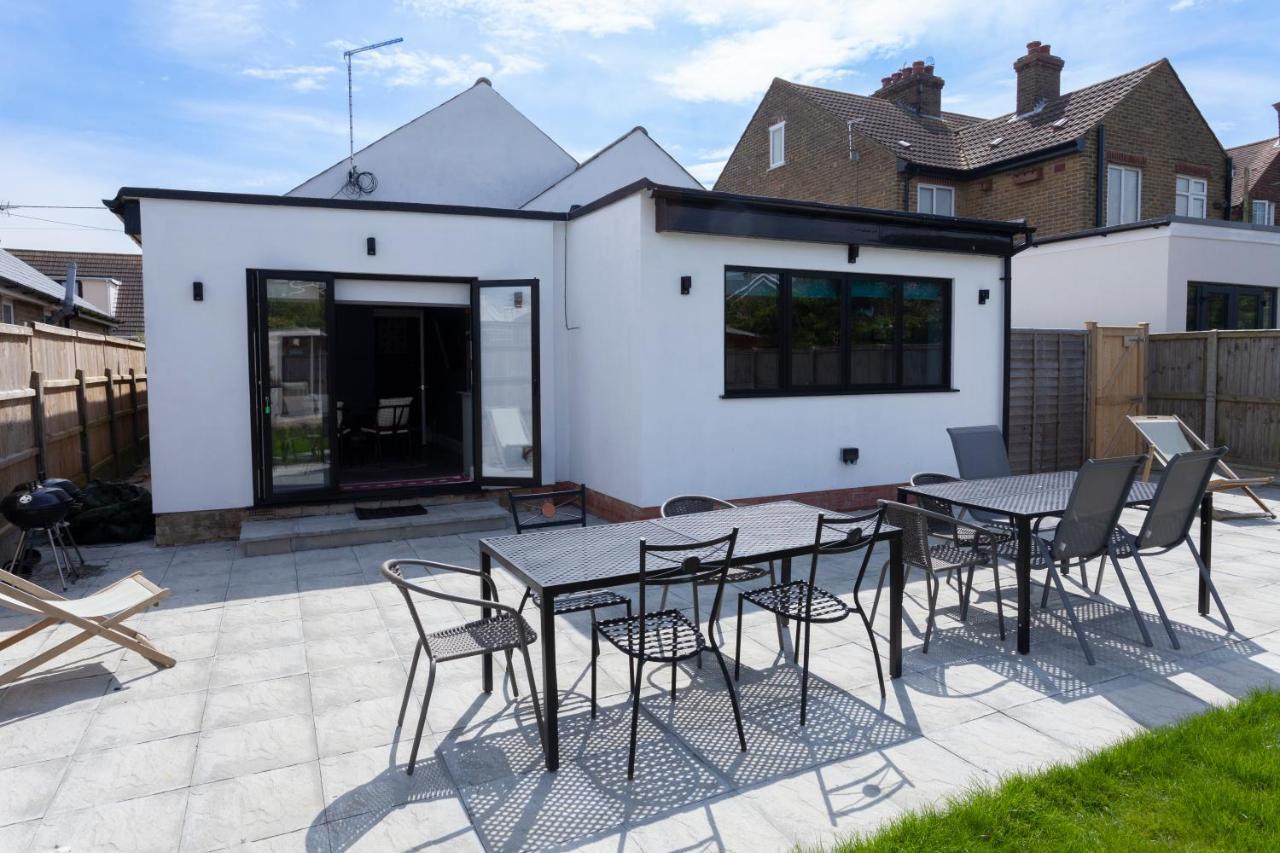 Sunbeam And Sundance Cosy House - Sleeps 14