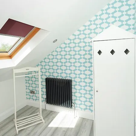 Sunbeam And Sundance Cosy House - Sleeps 14 Villa Whitstable Exterior photo