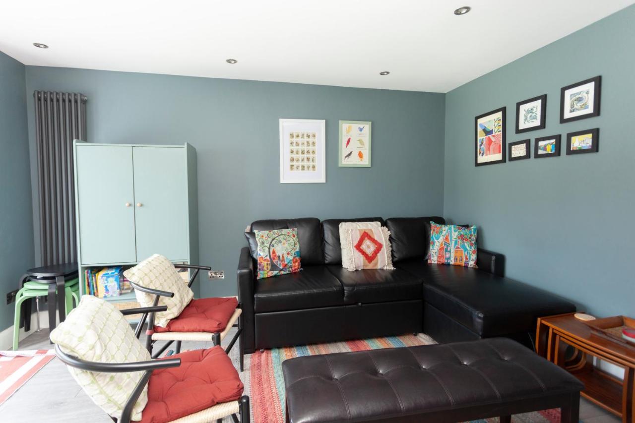 Sunbeam And Sundance Cosy House - Sleeps 14